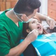 What does the dentist consider to be an emergency?